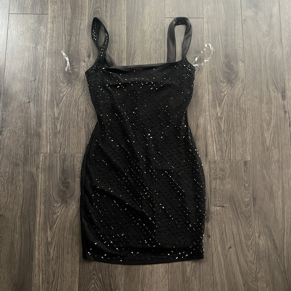 Ready to wow sleeveless rhinestone mesh mini dress - Picture 2 of 4